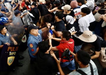 PHILIPPINES PROTEST