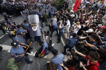 PHILIPPINES PROTEST