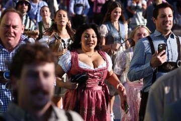 GERMANY TRADITIONS OKTOBERFEST