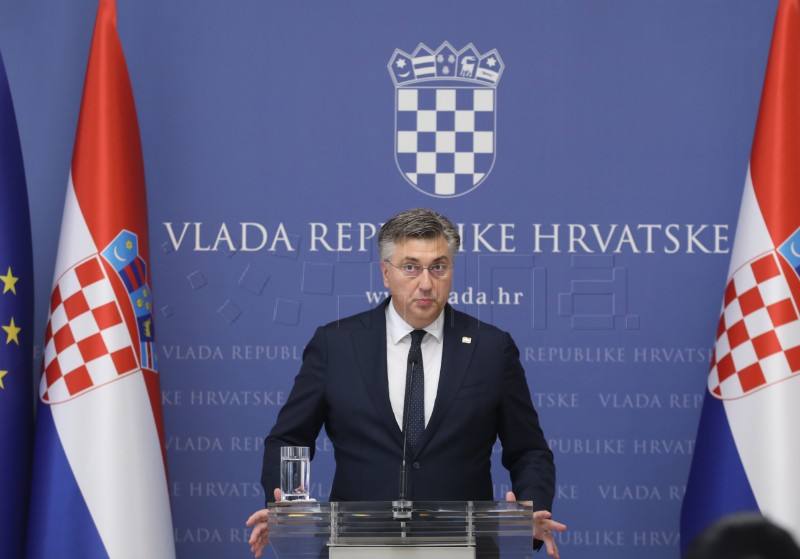 Konferencija za medije premijera Plenkovića