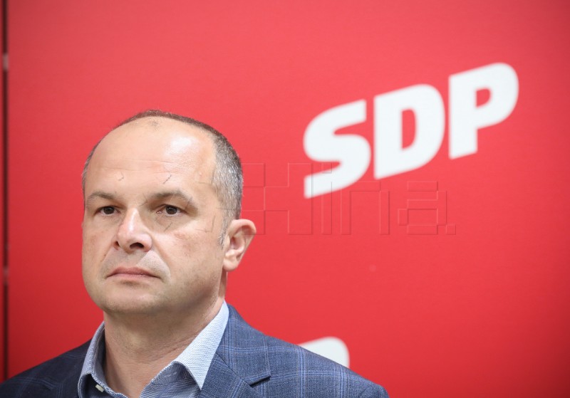 Siniša Hajdaš Dončić novi predsjednik SDP-a