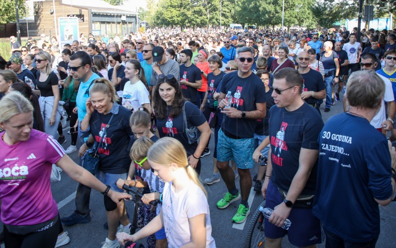 25. humanitarna utrka "Terry Fox Run" 