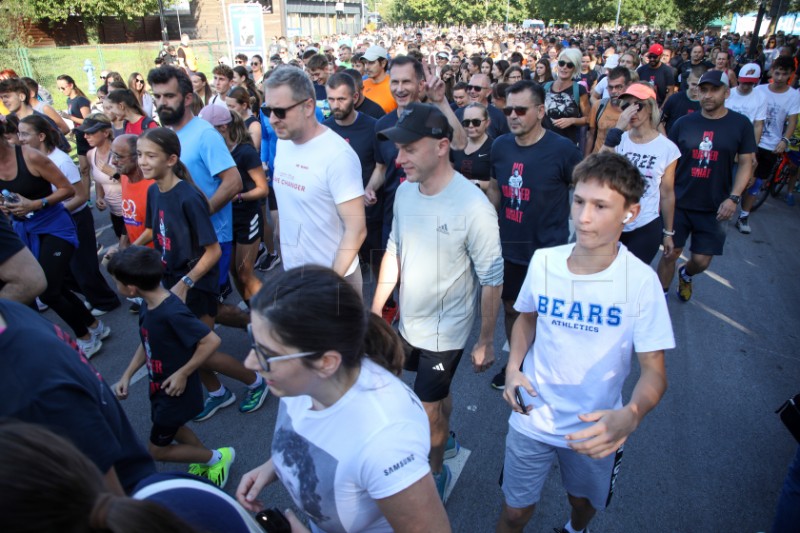 25. humanitarna utrka "Terry Fox Run" 