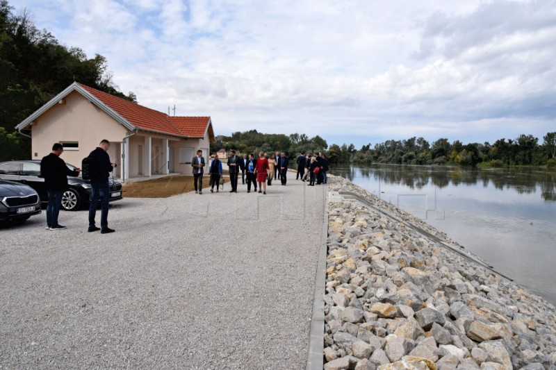 Konferencija "Izgradnja  međunarodnog zimovnika na Dunavu u Opatovcu na 1314 rkm"