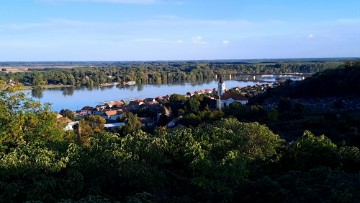 Potpredsjednik Vlade Tomo Medved na sjednici Stožera Civilne zaštite u Batini