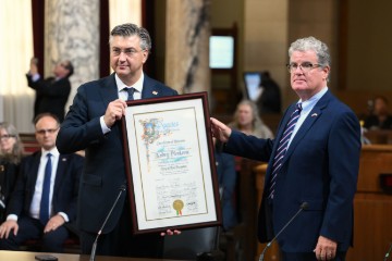 Plenković pred vijećnicima L.A.-a: Gotovo da nema hrvatske obitelji bez nekog u SAD-u