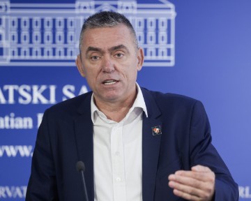 Mlinarić: O odbijenim tužbama protiv Srbije