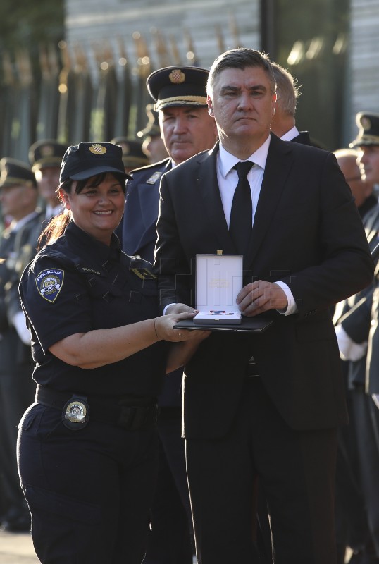 Milanović priredio prijem za Dan policije