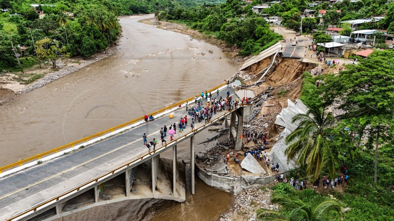 MEXICO PACIFIC HURRICANES