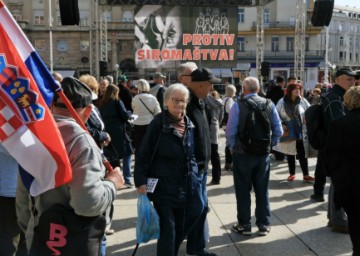 Umirovljenici prosvjedom traže da prosječna mirovina bude 60 posto plaće