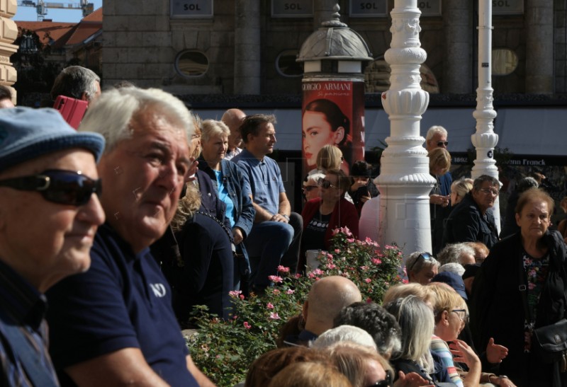 Umirovljenici prosvjedom traže da prosječna mirovina bude 60 posto plaće