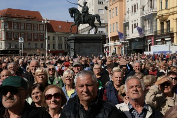 Umirovljenici prosvjedom traže da prosječna mirovina bude 60 posto plaće