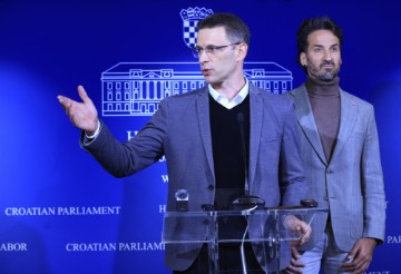 Božo Petrov i Marin Miletić iz Mosta održali konferenciju za medije