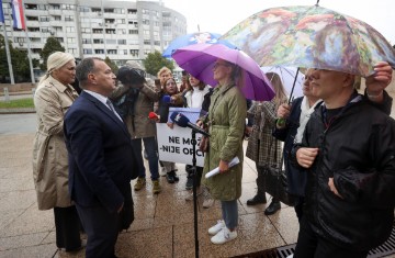 Udruga Sjena predala potpise ministru Berošu