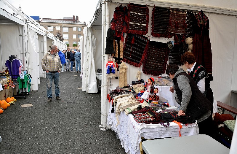  26. izložba tradicijskih proizvoda "Jesen u Lici"