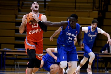 PH košarkaši: Cibona - Cedevita Junior