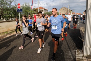  Povodom obljetnice obrane grada Zadra položeni vijenaci poginulim braniteljima 