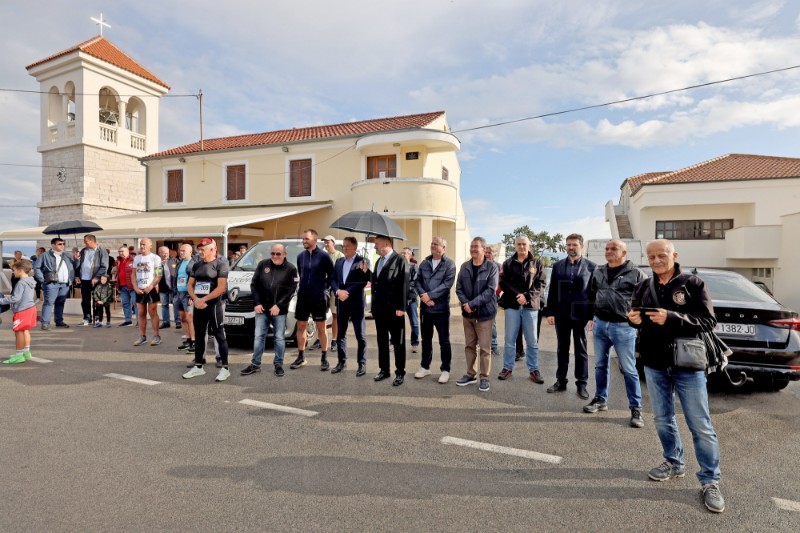  Povodom obljetnice obrane grada Zadra položeni vijenaci poginulim braniteljima 