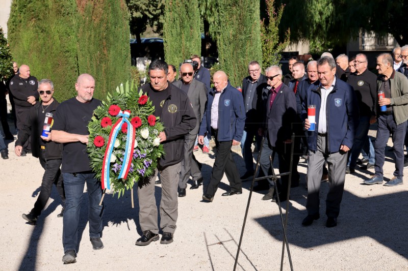 Položeni vijenci u počast svima koji su položili svoje živote u obrani Zadra