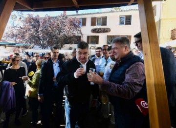 Milanović posjetio manifestaciju 'Bela nedeja'