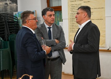 Predsjednik Milanović s predstavnicima udruga Hrvata u Crnoj Gori