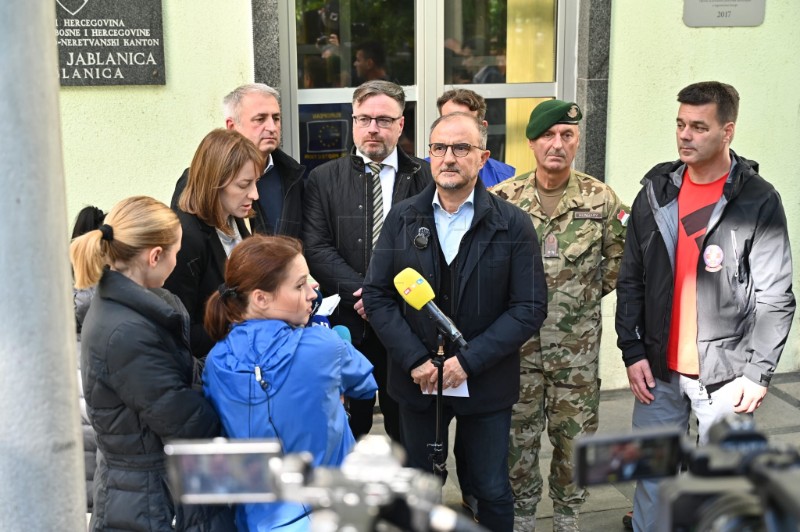 Luigi Soreca i veleposlanici Hrvatske i Slovenije obišli polavom pogođena područja