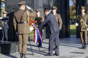 Jandroković na Mirogoju povodom obilježavanja Dana Hrvatskog sabora