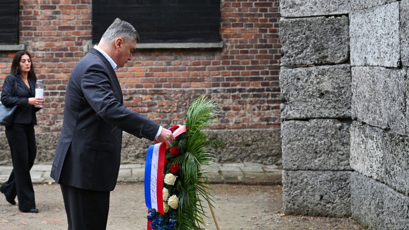 Predsjednik Milanović u muzeju Auschwitz-Birkenau