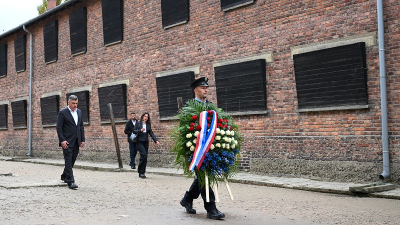 Predsjednik Milanović u muzeju Auschwitz-Birkenau