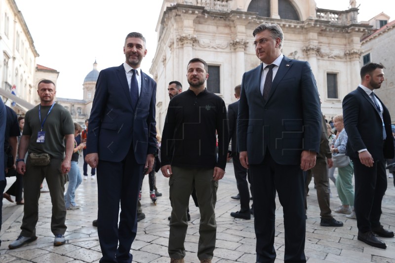 Plenković i Zelenski prošetali Starim gradom