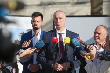 Gradonačelnik Ivica Puljak i njegovi zamjenici održali konferenciju za novinare 