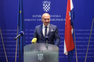 Grlić Radman zatražio Milanovićev opoziv