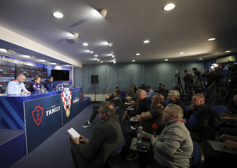 Dalić i Modrić na konferenciji za medije