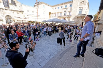 Zadar: Prosvjed "Dignimo glas za spas"