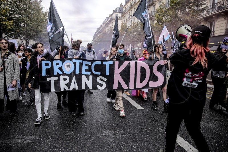 FRANCE TRANS MARCH