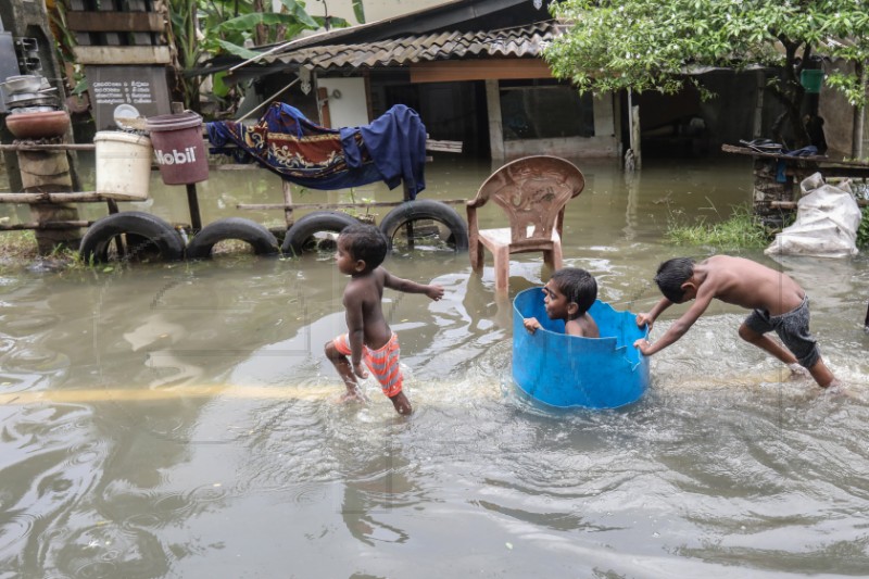 SRI LANKA WEATHER FLOOD