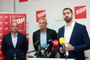 Predstavljen SDP-ov kandidat za gradonačelnika Splita Davor Matijević