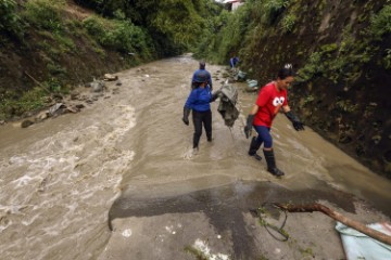 PHILIPPINES DISASTER RISK REDUCTION