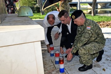 Tradicionalna hodnja pripadnika Pukovnije vojne policije 'Bojnik Alfred Hill'