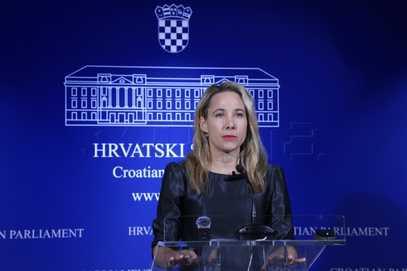 Saborska zastupnica Marija Selak Raspudić održala konferenciju za medije