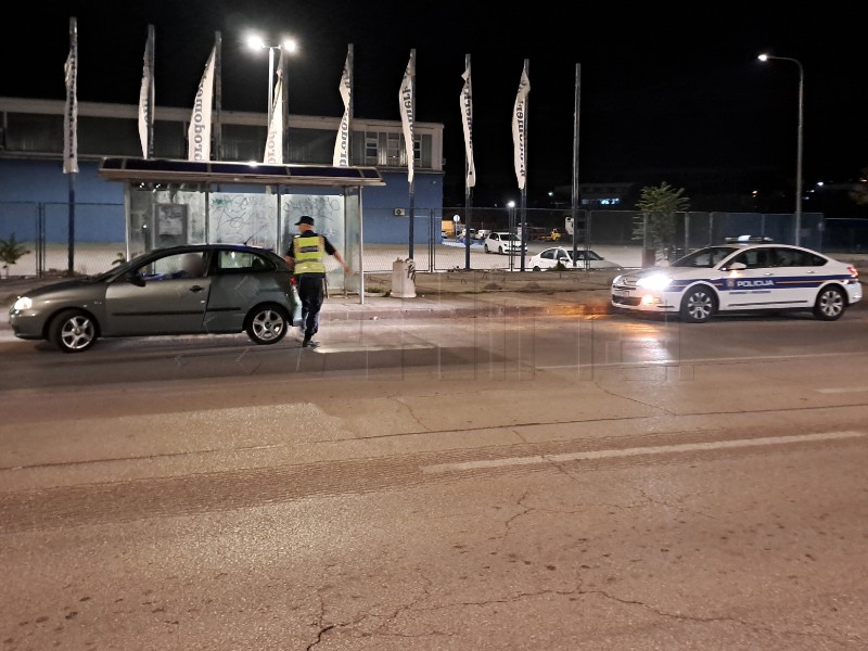 Split: Policijski vježbenici sa starijim kolegama kontroliraju promet