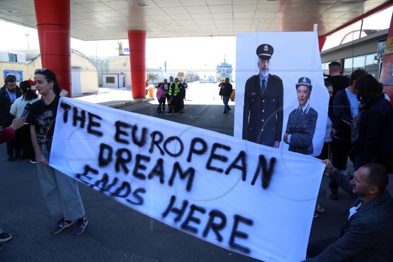 ALBANIA ITALY MIGRANTS