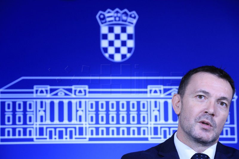 Izjava za medije saborskih zastupnika SDP-a Arsena Bauka i Mišela Jakšića