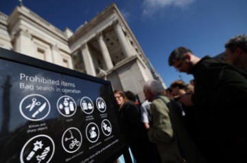 BRITAIN NATIONAL GALLERY PROTESTS LIQUID BAN