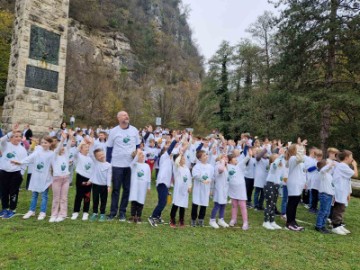 Snimljena milenijska fotografija u povodu 190 godina teksta hrvatske himne