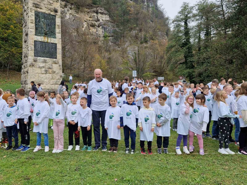 Snimljena milenijska fotografija u povodu 190 godina teksta hrvatske himne