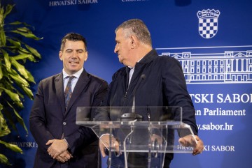 Tiskovna konferencija kluba zastupnika MOST-a