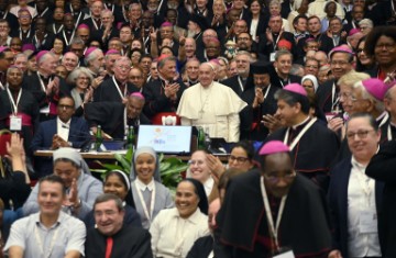 VATICAN SYNOD BISHOPS