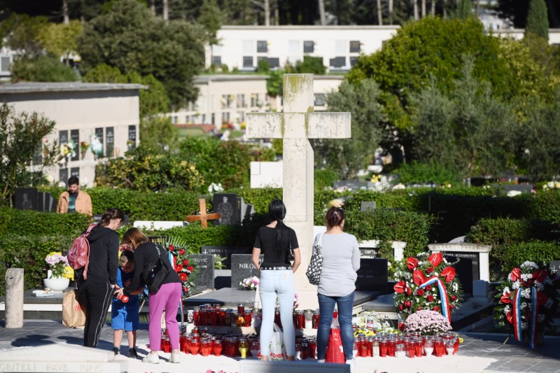 Splićani obilježavaju blagdan Svih svetih