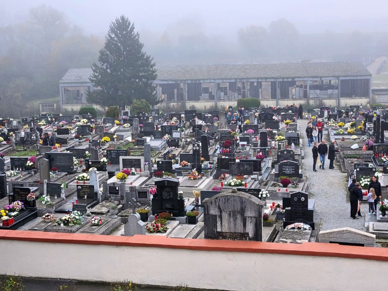 Bjelovarčani obilježavaju blagdan Svih svetih